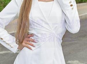 一起在瑜伽中嬉戏吧——爱丝写真合集，意外的轻松和乐趣。