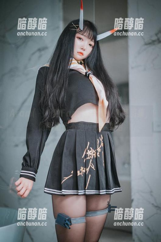 Aram(아람)的Fansly合集：免费图集，饱眼福但不免内心小纠结