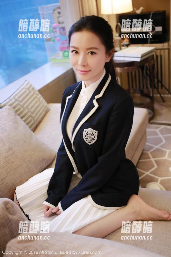 MFStar模范学院-艾莉Evelyn MFStar模范学院 - 最新写真集来袭!艾莉Evelyn的旅拍究竟能给普通的背景带来多少神奇的碰撞?