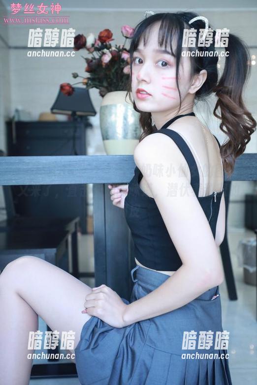 MSLASS梦丝女神-奶味小仙女 MSLASS梦丝女神 - 奶味小仙女的图集又来了,直击初恋的味道,潜伏着甜蜜的调皮