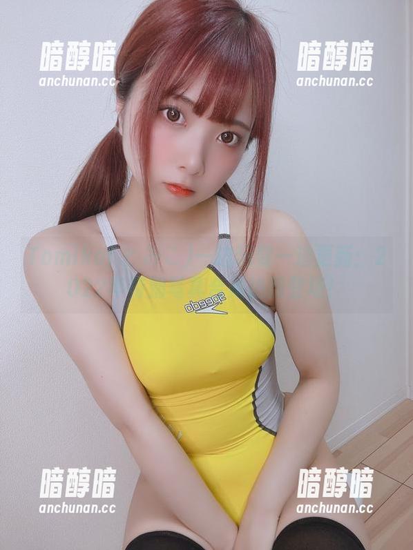 Tomiko(とみこ)一边玩耍一边更新：2022年特别写真合集热辣登场！