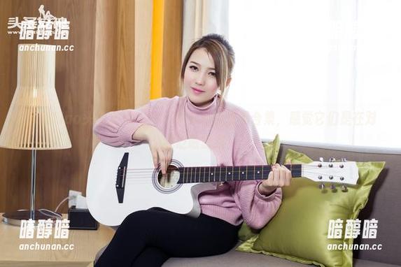 TouTiao头条女神-JennyR TouTiao头条女神 - JennyR私房透明合集,感觉它们是在对我眨眼睛哦!