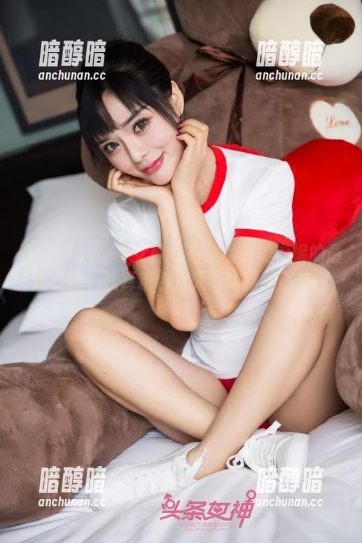 TouTiao头条女神-樊安妮 TouTiao头条女神 - 每次看到樊安妮的最新套图,就算粉色从天而降我都不怕!