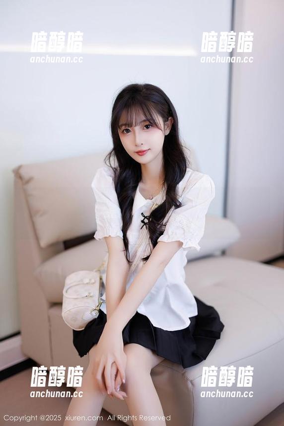 Xiuren秀人网-Mila豆嘟嘟 Xiuren秀人网 - 毛衣写真集:Mila豆嘟嘟的分享让我再也不想穿外套了