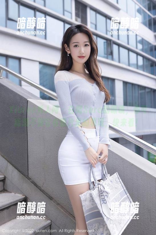 Xiuren秀人网-白微Sera Xiuren秀人网 - 白微Sera的眼镜,你可能想不到它在照片里的表现,快来看!