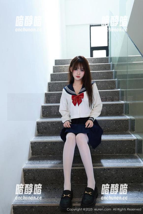 Xiuren秀人网-艾小青 Xiuren秀人网 - 艾小青的棉袜写真集更新,舒适感你无法抵挡