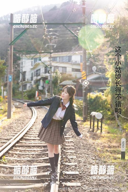 YouMi尤蜜荟 - 周妍希最新写真集：她和瑜伽、静谧的亲密接触