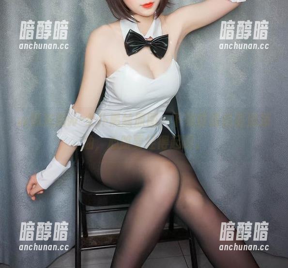 w黑米粥w-女仆黑丝原图，下载前请自备清凉油，心脏要经得起啊。
