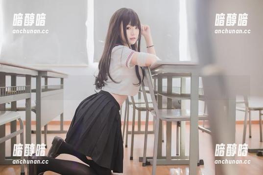 yoko夏宅 yoko夏宅的私房,索尼子的本婚纱,感觉婚礼都虚无缥缈了。