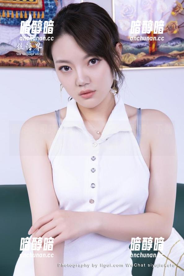 丽柜 - 司琪的套装——高清的诱惑，下载之后真不一定能抵抗！