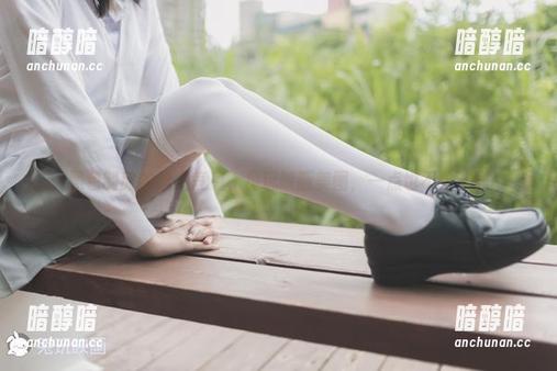 兔玩映画 黑色制服的迷人气息,兔玩映画美图,一点也不怕下载