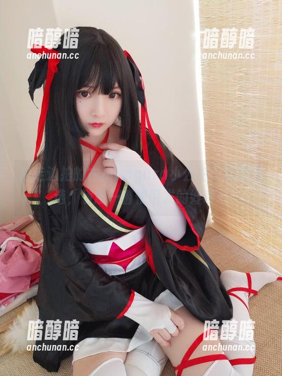 古川kagura 边走边拍的古川kagura小公主:套图精选,随意一瞥便引发的好奇…