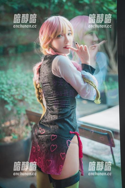 孙乐乐(손예은)，今天又从LEEHEEEXPRESS转了一圈，cos更新，我的眼睛有点冒烟！