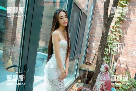 尤果网-纯小希 尤果网 - 来一场与纯小希的邂逅,全套女神原图已经上线,注意,不要眨眼哦!