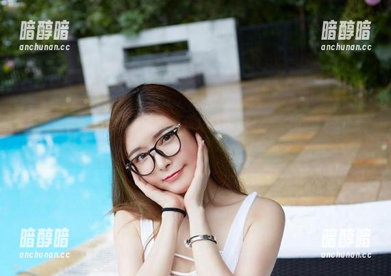 尤物馆 - 图包指南：如何在饭后享用Cris_卓娅祺的女仆美图，边看边想‘要不要也来点清洁工茶？’