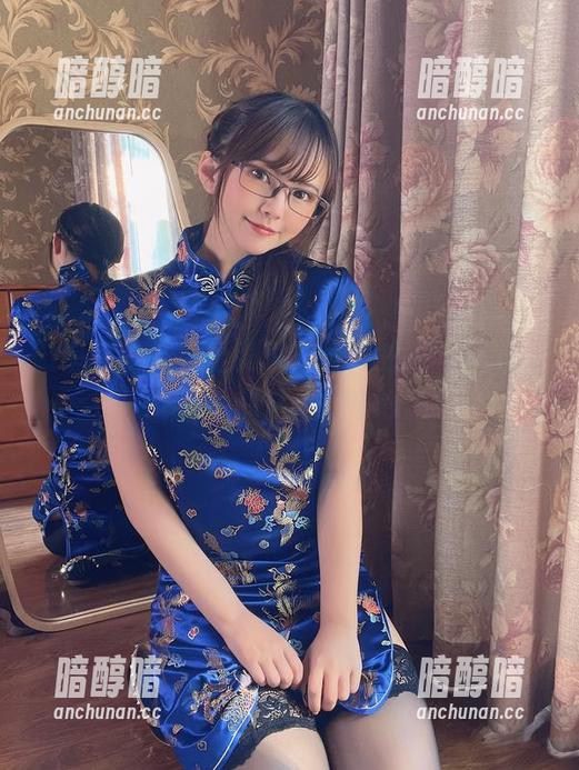 微密圈 - 在线看张思允nice的眼镜图集，你需要的只是好奇心。