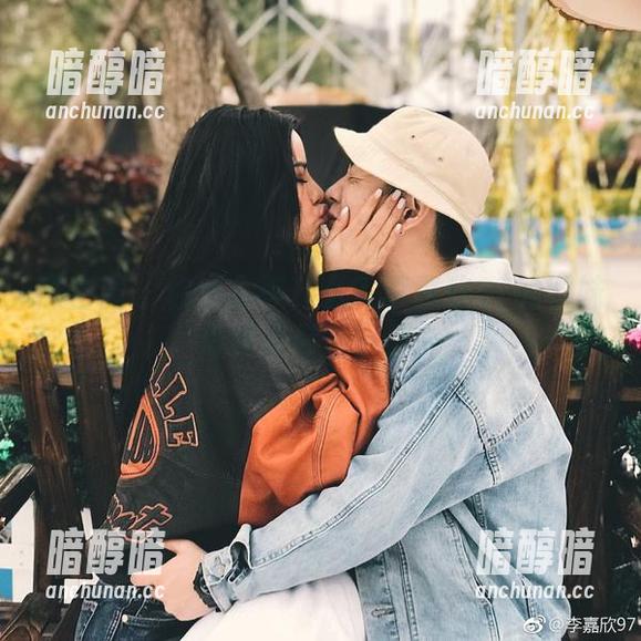 微密圈 - 你还在等什么？李嘉欣97的学妹写真等你来下载！