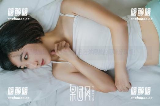 果团网 果团网的隐秘图包——黑色连体网袜的趣味分享哦!