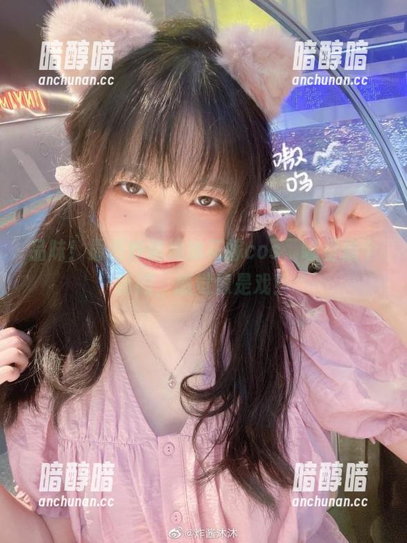 炸酱沐沐 品味!最新炸酱沐沐花嫁cos,哪里像个新娘,感觉像是戏!