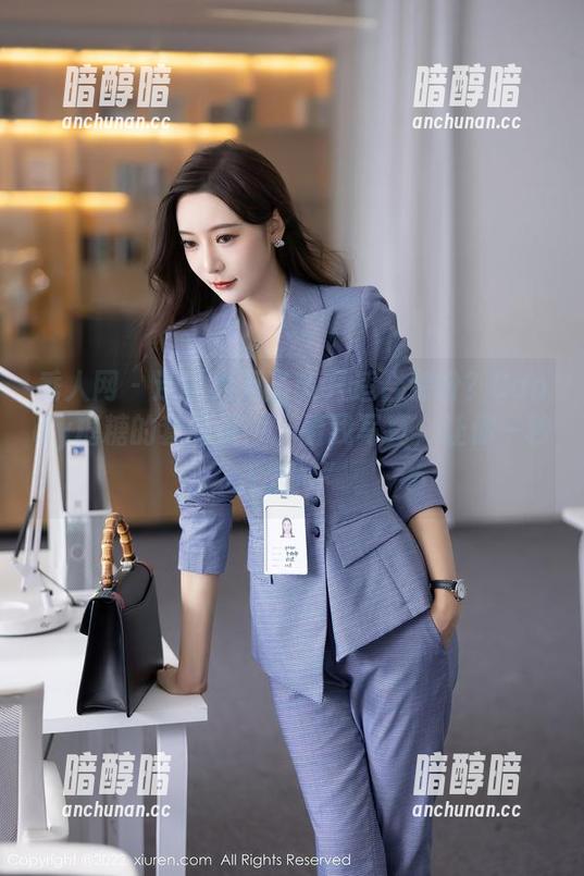 秀人网 - 还以为万圣节只适合装扮？Candy糖糖的套图说：“看我写真，让你一秒入戏！”