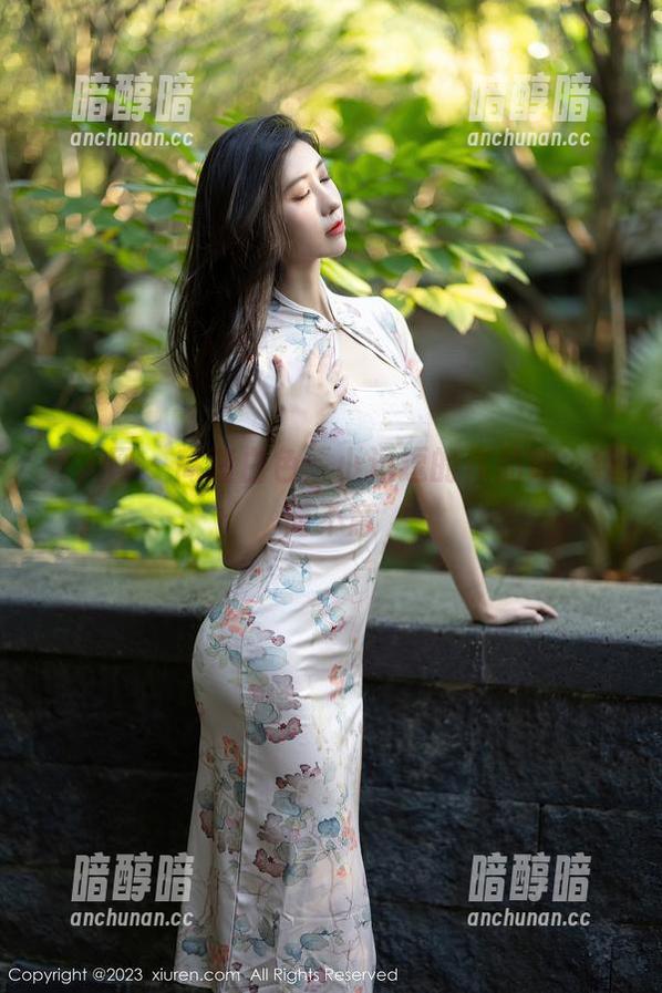 秀人网-小逗逗 秀人网 - 高清白色:小逗逗的作品集,纯而不意