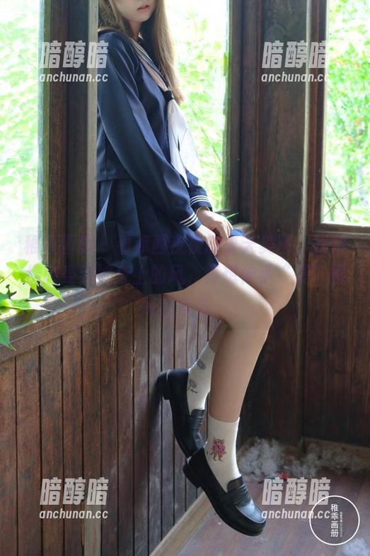 稚乖画册 - 看赤西夜夜的夏天美图，我仿佛感受到她身上的风，真想伸手“摸”摸风的来处。