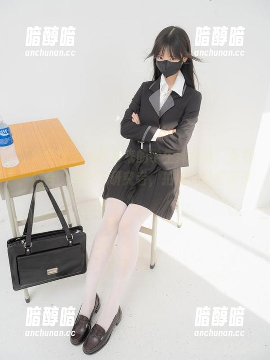 紧急企划 - 奶昔带来的学生妹合集，免费，适合“学术”研究者，拍得多歪歪乐子！