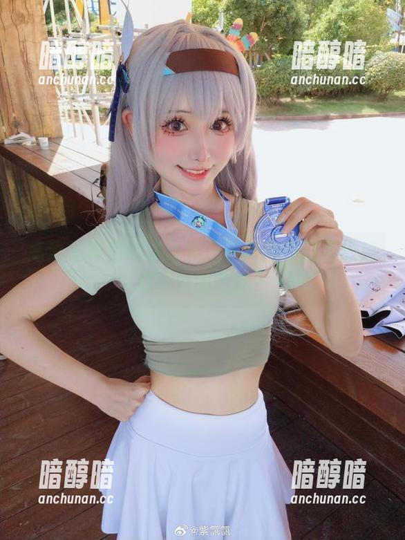 紫氯氯 高清写真里的紫氯氯:禁闭期间敢不敢挑战莓丝的色彩?
