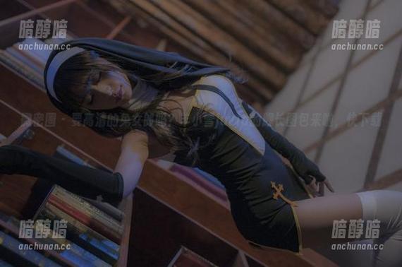 微密圈 - 要高清的兔女郎吗？羊小雪juvia的舰长图包来啦，快下载！
