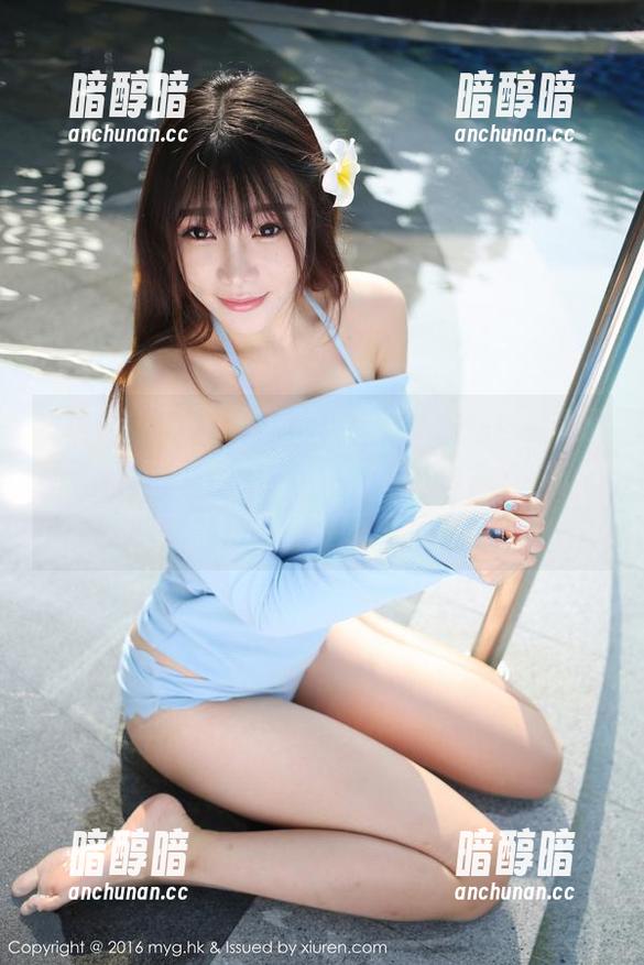 美媛馆 - 一件合适的职业装，Cris_卓娅祺不只是工作，而是成了一道步入职场的风景！原图资源在这儿！