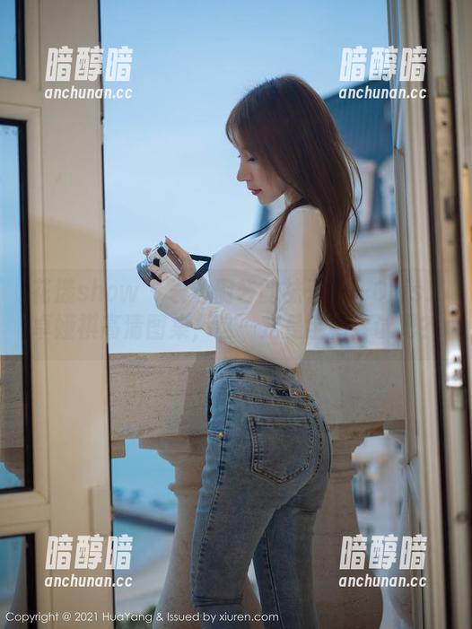 花漾show-Cris_卓娅祺 花漾show - 表达厨艺的袜子——Cris_卓娅祺高清图集,这一定是全新尝试吧?
