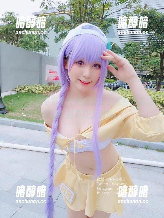 看女生裸足有种特别的美感，荒井喵喵这次的作品真让人意外。