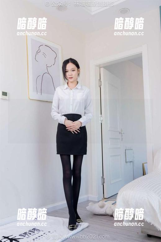 袜啵啵-稚予 袜啵啵 - 升级你的日常,稚予免费图册长筒袜送上,穿着无怨无悔的选择!(小声嘀咕)