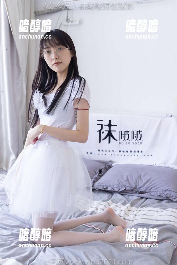 袜啵啵-糯米 袜啵啵 - 糯米的蕾丝合集:其实我只是想说衣服很软