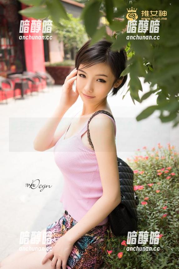 青豆客 - 颜浅浅Cindy的黑色合集，让人不自觉想多看几眼。