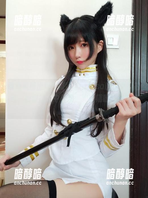 最新美图出炉！魔物喵nigisa的巫女自拍包，拍得我心中荡漾，如同期盼的泡泡糖！