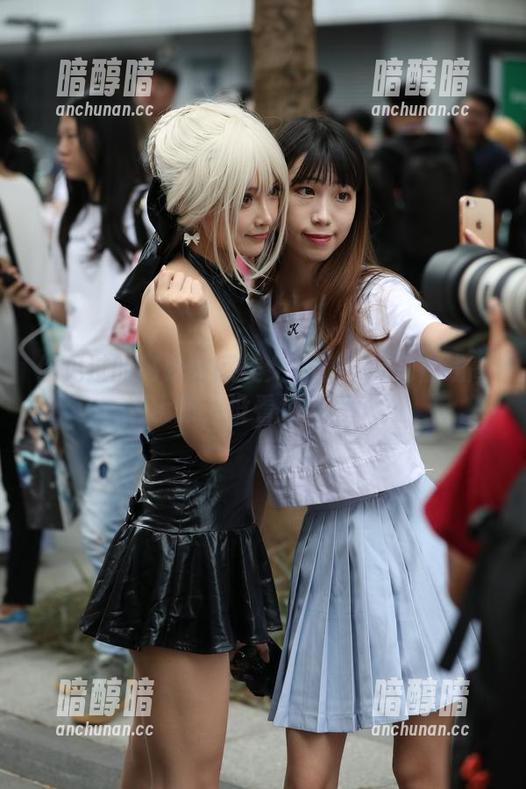 魔镜街拍 你见过的高跟性感美女?魔镜街拍在线高清上新,没看过可惜了。
